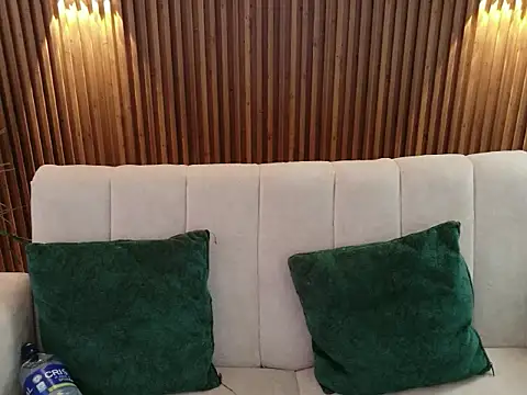 Snapshot of dirty_feelena chatting on December 18, 2025, 4:46 pm dirty feelena online show from December 18, 2025, 4:46 pm