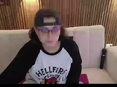 Snapshot of dirty_feelena chatting on May 11, 2026, 5:02 am dirty feelena online show from May 11, 2026, 5:02 am