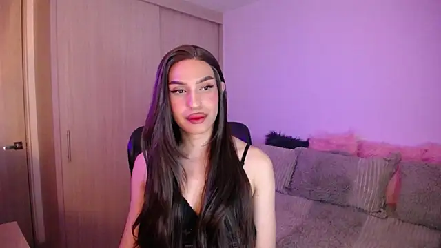 SamaraSilex online show from December 19, 2025, 2:51 am