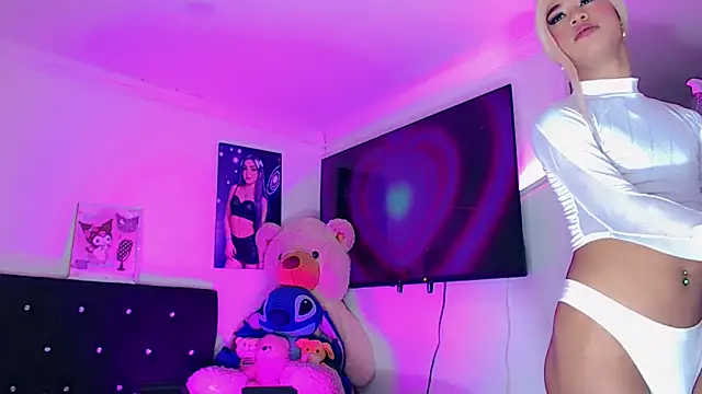 DaliaBacil25 online show from February 16, 2026, 2:07 am