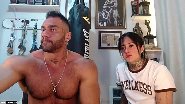 henryhadesflirt online show from October 2, 2025, 12:39 am