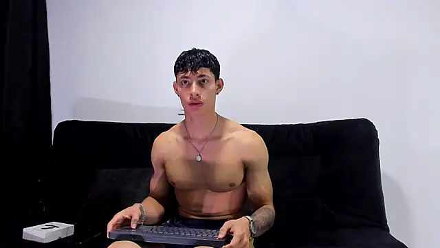 Snapshot of jey_cox23 chatting on January 7, 2026, 11:01 am jey cox23 online show from January 7, 2026, 11:01 am