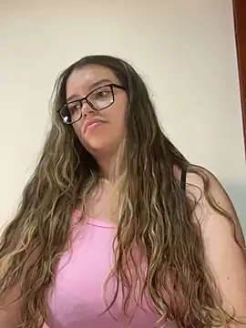 Aphrill online show from October 10, 2025, 2:21 am