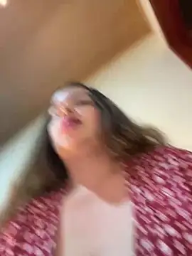 Aphrill online show from November 20, 2025, 8:41 pm