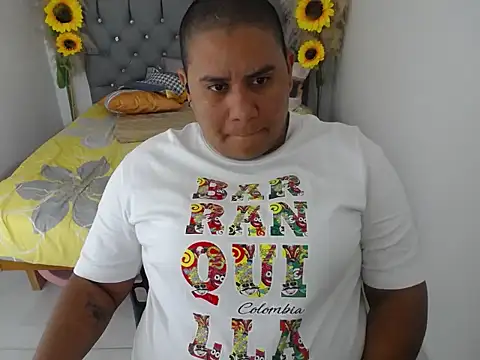 hotlesby valery online show from February 10, 2026, 11:47 am