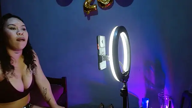 MelissaTommy online show from October 13, 2025, 7:03 pm