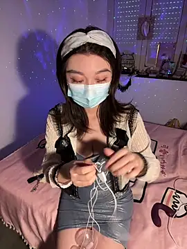 Snapshot of fioralba chatting on October 12, 2025, 3:22 pm fioralba online show from October 12, 2025, 3:22 pm