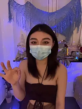 Snapshot of fioralba chatting on October 17, 2025, 11:40 pm fioralba online show from October 17, 2025, 11:40 pm