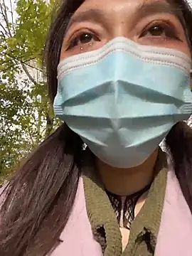 Snapshot of fioralba chatting on October 26, 2025, 11:38 am fioralba online show from October 26, 2025, 11:38 am