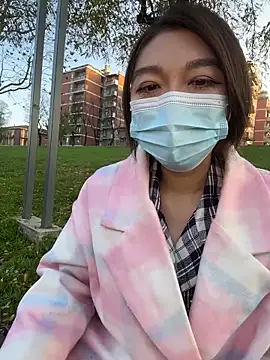 Snapshot of fioralba chatting on November 9, 2025, 2:48 pm fioralba online show from November 9, 2025, 2:48 pm