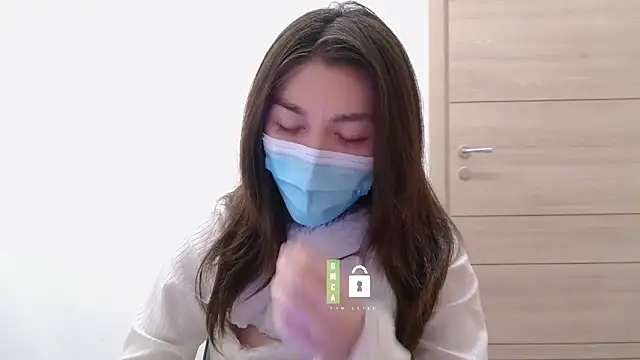 Snapshot of fioralba chatting on March 1, 2026, 9:17 pm fioralba online show from March 1, 2026, 9:17 pm