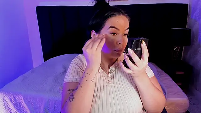 camiladuke7 online show from December 14, 2025, 7:40 pm