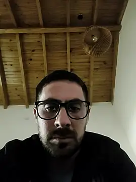 Snapshot of coherro3 chatting on October 28, 2025, 2:15 am coherro3 online show from October 28, 2025, 2:15 am