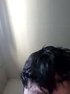 Hoott boyyszz online show from October 26, 2025, 9:21 pm