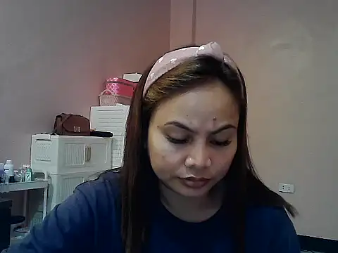 Snapshot of Amarrahlyn chatting on May 19, 2026, 9:21 pm Amarrahlyn online show from May 19, 2026, 9:21 pm