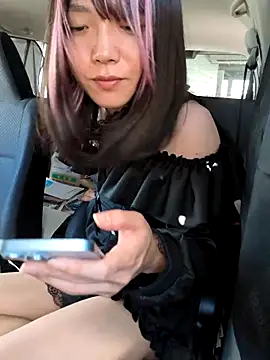 takusaki223 online show from September 30, 2025, 2:16 am