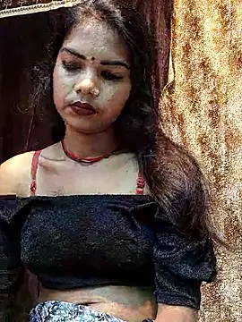 Snapshot of PRACHI-743 chatting on January 6, 2026, 2:37 am PRACHI-743 online show from January 6, 2026, 2:37 am