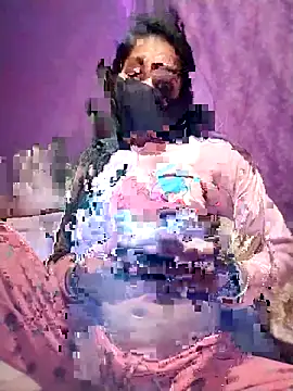 Snapshot of PRACHI-743 chatting on February 19, 2026, 2:57 pm PRACHI-743 online show from February 19, 2026, 2:57 pm