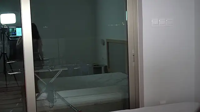 Peachxlush online show from November 5, 2025, 6:52 pm