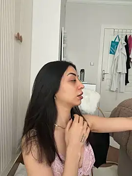 Snapshot of truthforliess chatting on February 24, 2026, 11:30 am truthforliess online show from February 24, 2026, 11:30 am