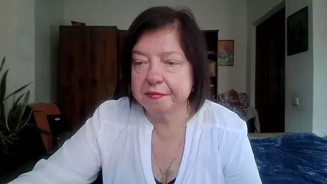 Snapshot of Violet_Pulse chatting on November 21, 2025, 9:30 am Violet Pulse online show from November 21, 2025, 9:30 am