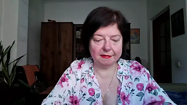 Violet Pulse online show from March 10, 2026, 10:31 am