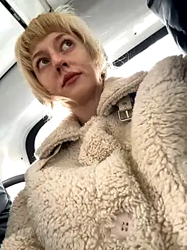 RonnieKiss online show from October 21, 2025, 4:57 am