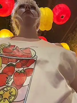 RonnieKiss online show from March 1, 2026, 8:49 am