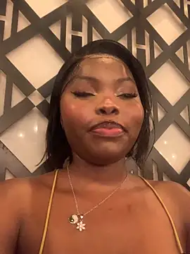 Snapshot of 21shazzy chatting on September 20, 2025, 11:28 pm 21shazzy online show from September 20, 2025, 11:28 pm