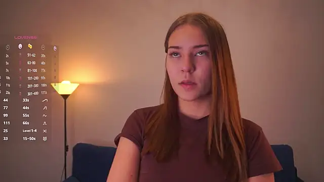 Snapshot of AdrianaCoenen chatting on November 6, 2025, 7:26 pm AdrianaCoenen online show from November 6, 2025, 7:26 pm