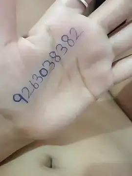 JassiKumari02 online show from October 21, 2025, 6:19 pm