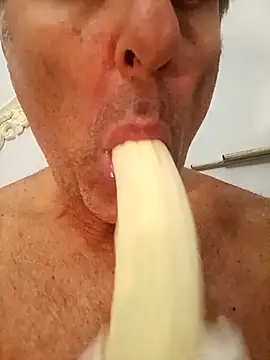 sayeaprayer65 online show from October 14, 2025, 8:20 pm