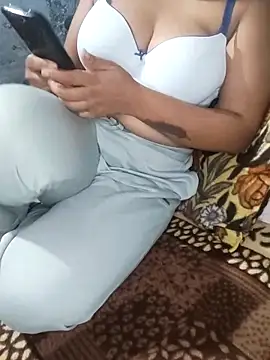 Adadhana Cam online show from December 16, 2025, 11:59 am