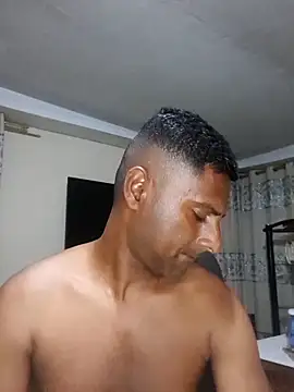 kingVibeX online show from November 2, 2025, 9:28 pm