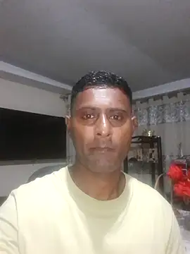 kingVibeX online show from November 16, 2025, 8:03 pm