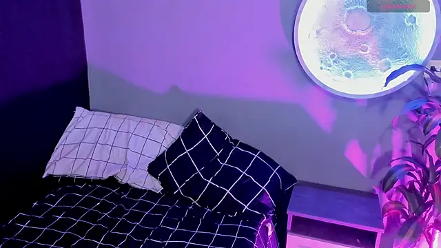 Snapshot of Emmy__Smith chatting on November 23, 2025, 6:57 am Emmy Smith online show from November 23, 2025, 6:57 am