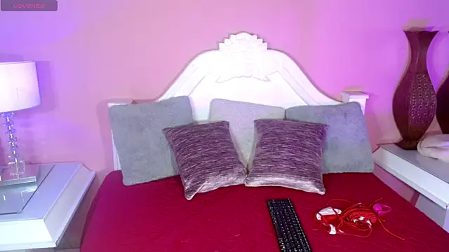  IsabellaRousse online show from November 20, 2025, 7:57 pm