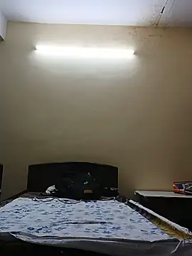 ROXX121 online show from September 21, 2025, 3:19 am