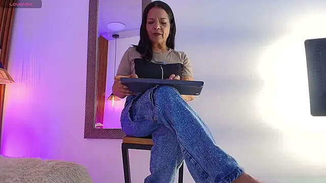 EvaGoddess  online show from March 18, 2026, 4:32 pm