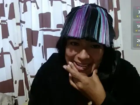 Snapshot of Acelinrose chatting on May 18, 2026, 10:59 pm Acelinrose online show from May 18, 2026, 10:59 pm