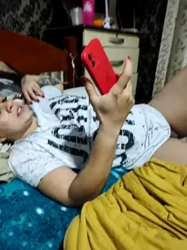 Snapshot of Barbie_13 chatting on September 21, 2025, 10:44 pm Barbie 13 online show from September 21, 2025, 10:44 pm