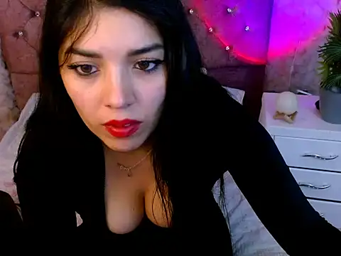 dreams girl online show from October 9, 2025, 1:14 am