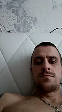 Adidas7217 online show from January 15, 2026, 1:37 pm