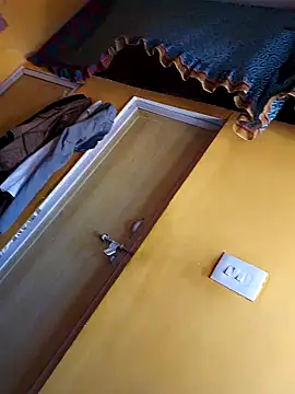 Sumitx007 online show from October 16, 2025, 4:35 am