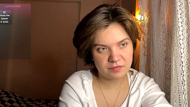 SabrinaFolts online show from October 18, 2025, 4:30 pm