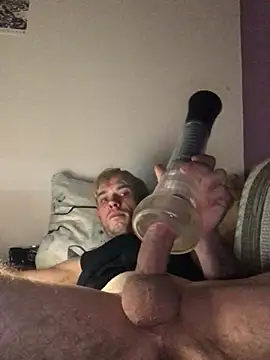 crysGERM online show from April 23, 2026, 2:35 am