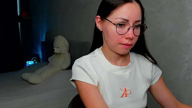 Snapshot of fun_nd_bun chatting on June 25, 2026, 1:05 am fun nd bun online show from June 25, 2026, 1:05 am