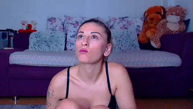 CassieSpell online show from February 3, 2026, 9:42 pm