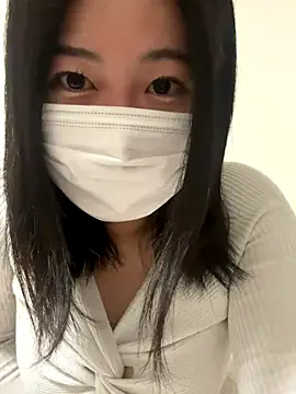 Snapshot of kyaren_JP_kyaren chatting on October 13, 2025, 10:48 am kyaren JP kyaren online show from October 13, 2025, 10:48 am