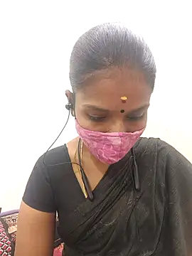 Tamil Yalini12 online show from October 31, 2025, 1:56 pm